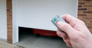Купить автоматику для рулонных ворот Североуральск, цена от 2801 руб.