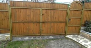 Купить распашные ворота деревянные Североуральск, цена от 2801 руб.