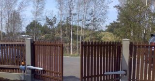 Купить распашные ворота из штакетника Североуральск, цена от 2801 руб.